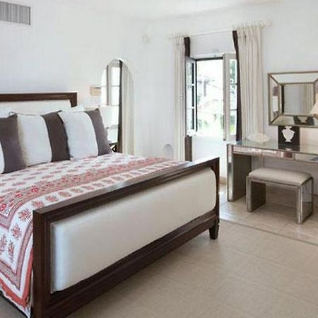 Villa Elsewhere Holetown Екстер'єр фото