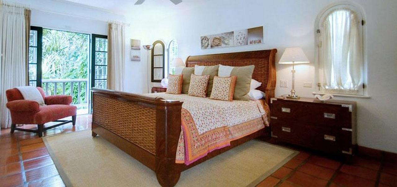 Villa Elsewhere Holetown Екстер'єр фото